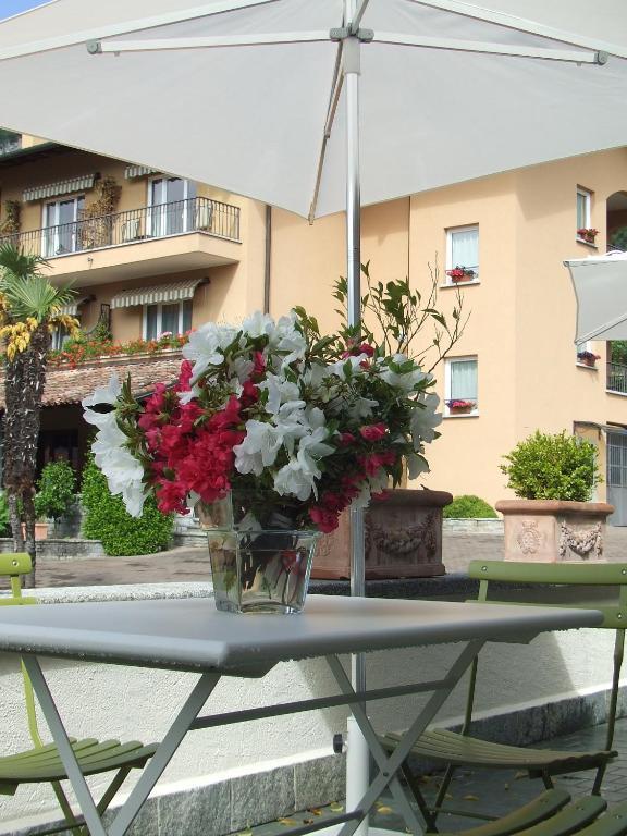 Villa Edy Apartments Tremezzina Room photo